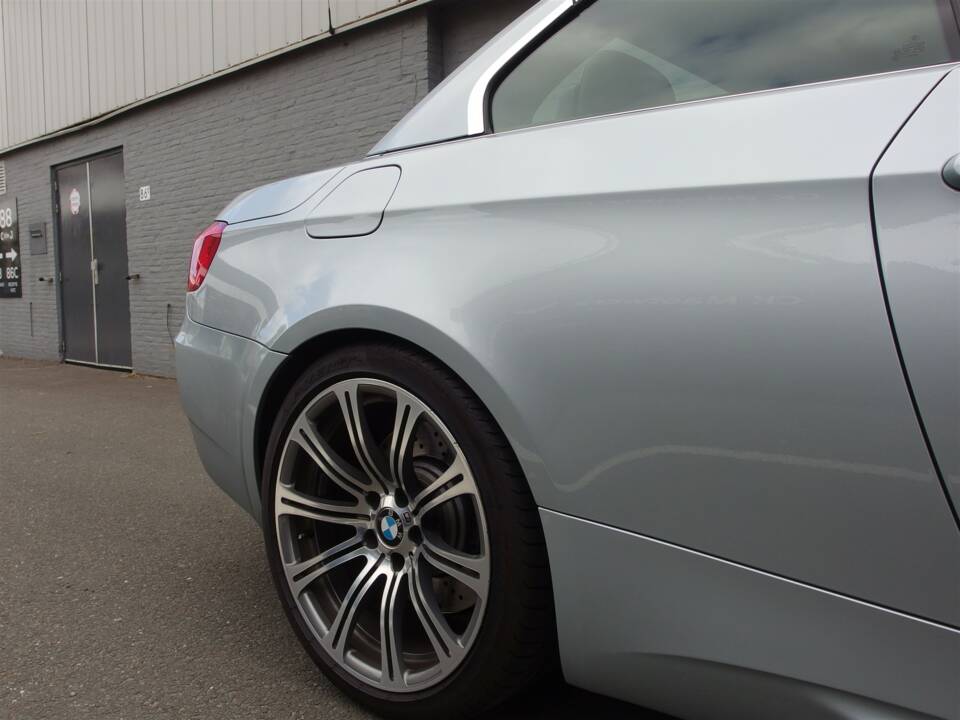 Image 23/98 de BMW M3 (2011)