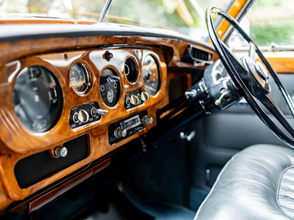 Imagen 42/50 de Rolls-Royce Silver Cloud III (1964)