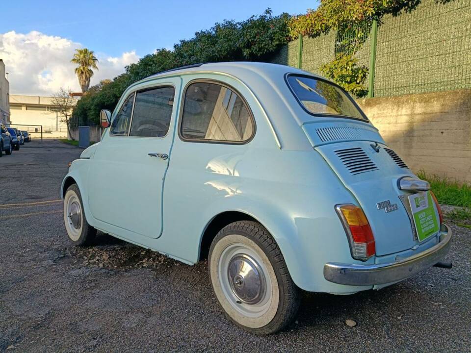 Image 35/48 de FIAT 500 L (1971)