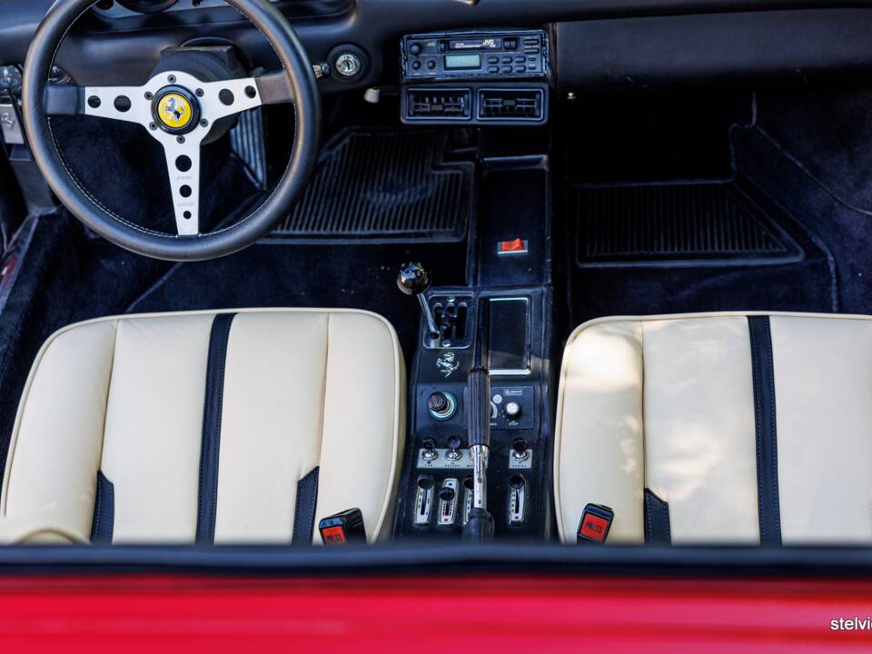 Bild 29/37 von Ferrari 308 GTS (1978)