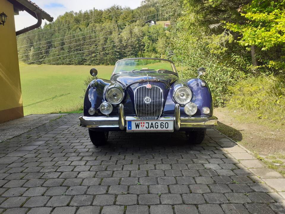 Immagine 5/64 di Jaguar XK 150 3.8 SE DHC (1960)