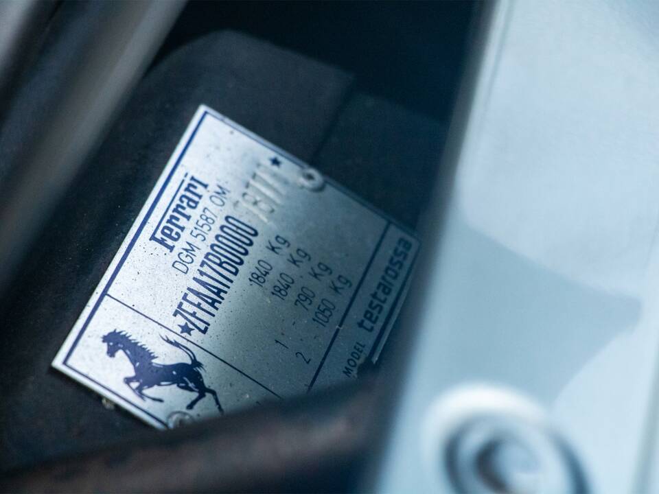 Image 26/37 of Ferrari Testarossa (1988)