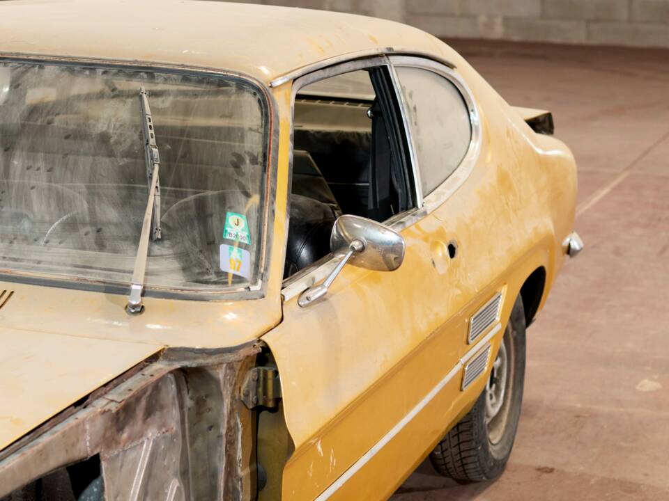Image 30/37 of Ford Capri I  1600 (1971)