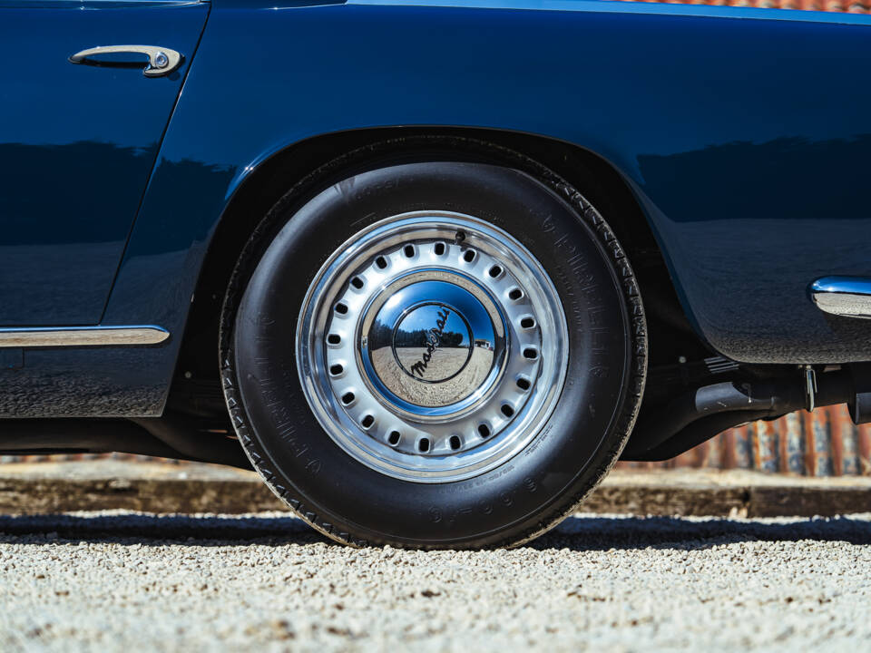 Image 34/37 of Maserati 3500 GT Touring (1960)
