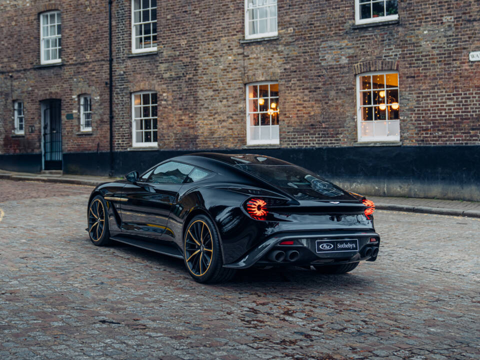 Bild 11/43 von Aston Martin Vanquish Zagato (2017)