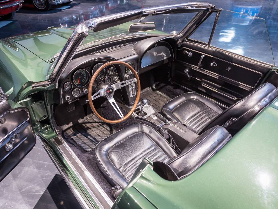 Imagen 4/16 de Chevrolet Corvette Sting Ray Convertible (1967)