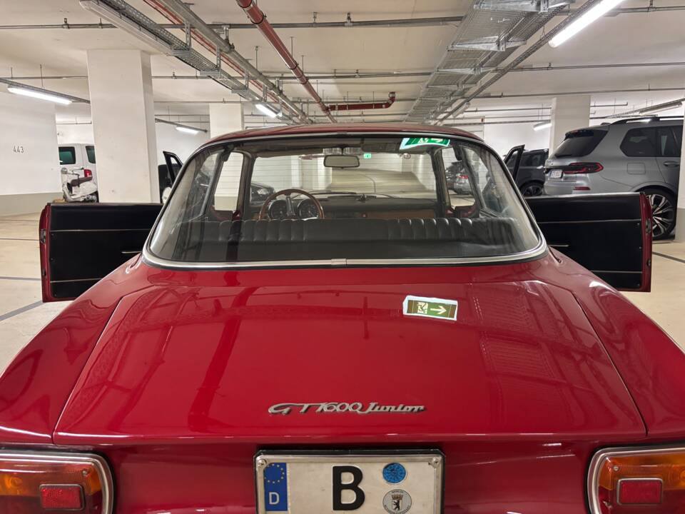 Afbeelding 28/33 van Alfa Romeo Giulia 1600 GT Junior (1972)