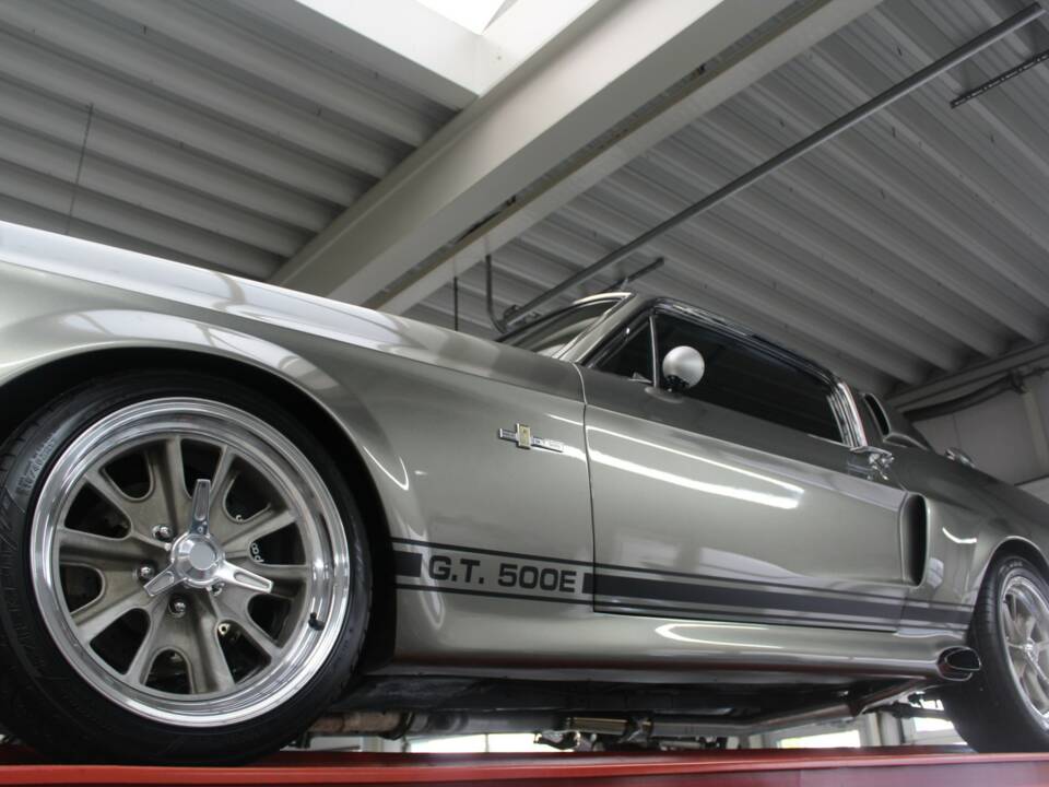 Image 13/50 of Ford Shelby GT 500 "Eleanor" (1967)