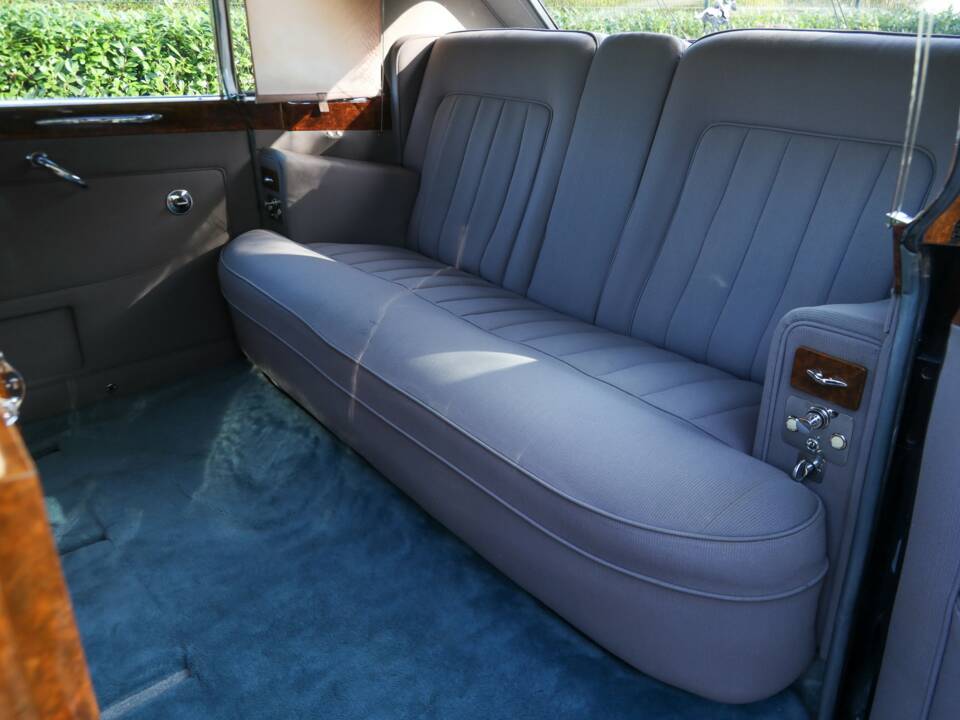 Image 25/50 de Rolls-Royce Phantom V James Young (1962)