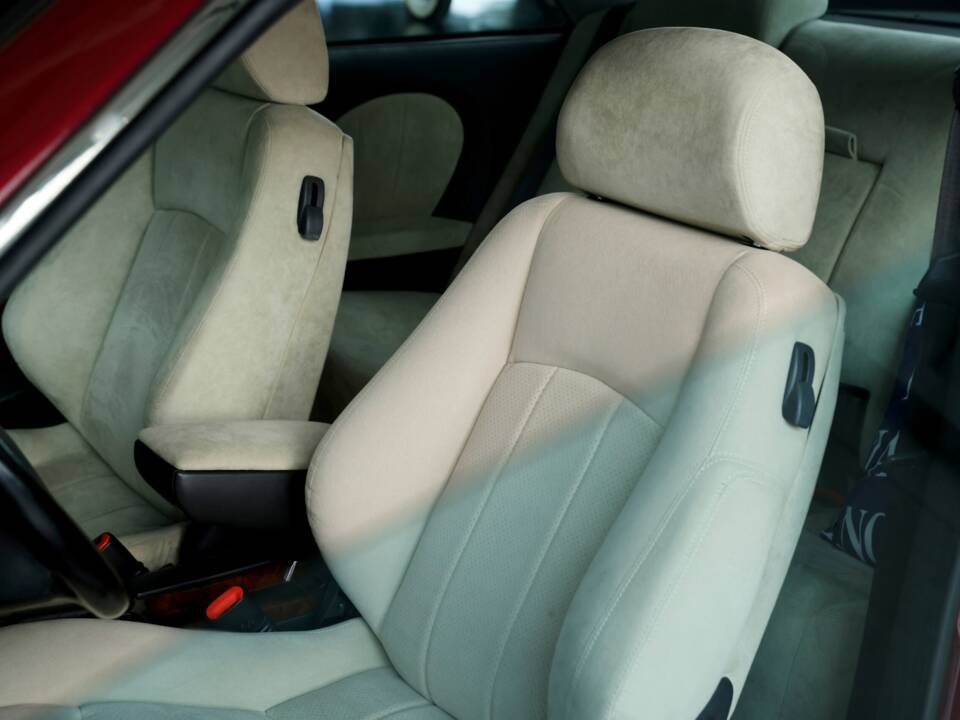Image 14/46 of Lancia Kappa 3.0 (1999)