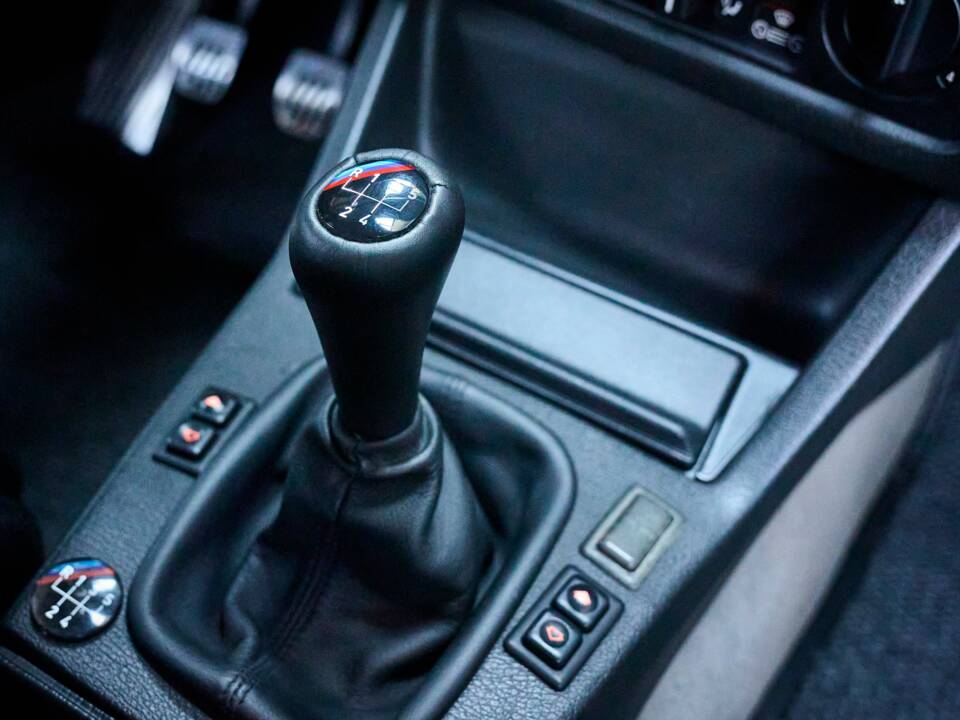 Bild 15/36 von BMW M3 (1989)