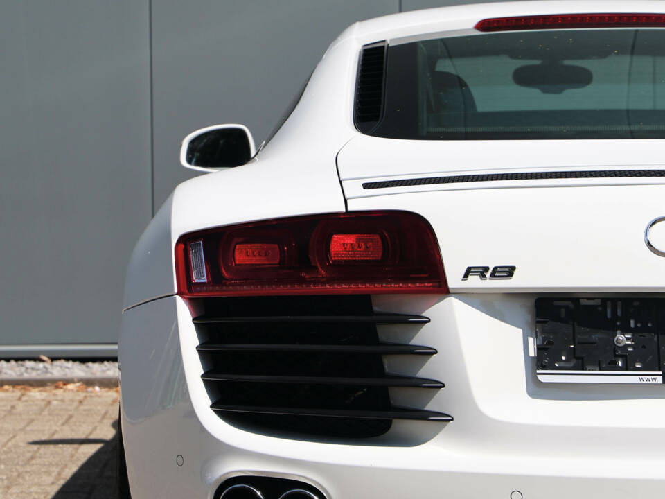 Bild 38/53 von Audi R8 (2008)