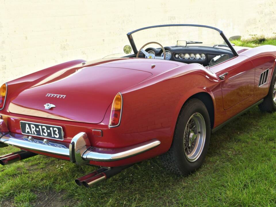 Bild 6/50 von Ferrari 250 GTE (1962)