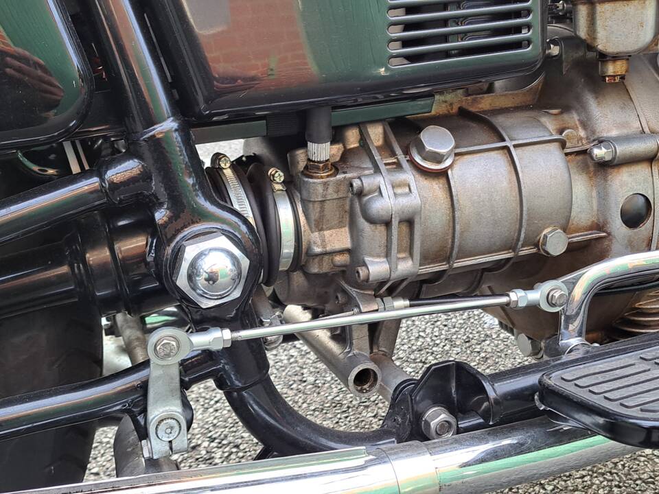 Bild 10/20 von Moto Guzzi DUMMY (1973)