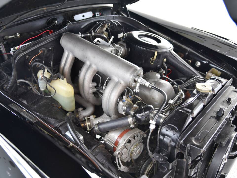 Bild 37/38 von Mercedes-Benz 220 SE (1960)