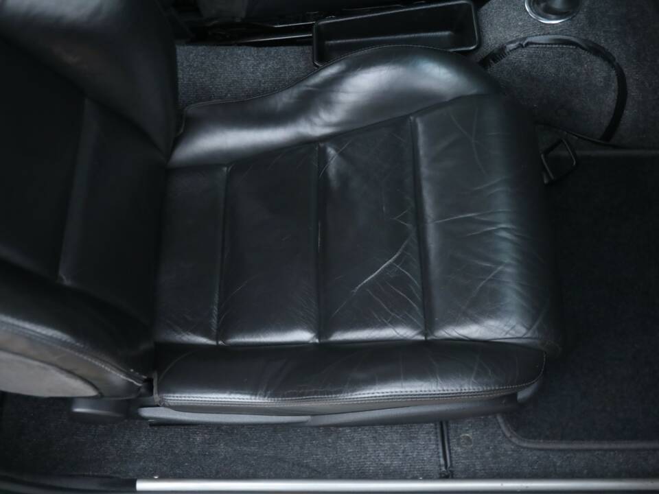 Image 38/50 of Volvo 1800 S (1968)