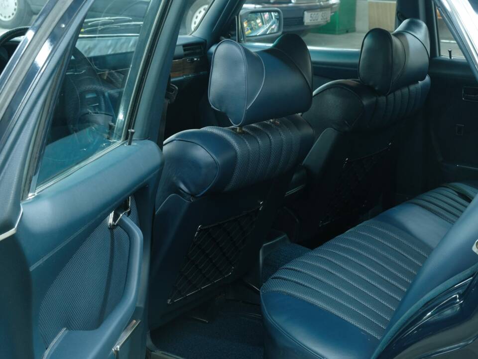 Image 20/50 de Mercedes-Benz 450 SE (1973)
