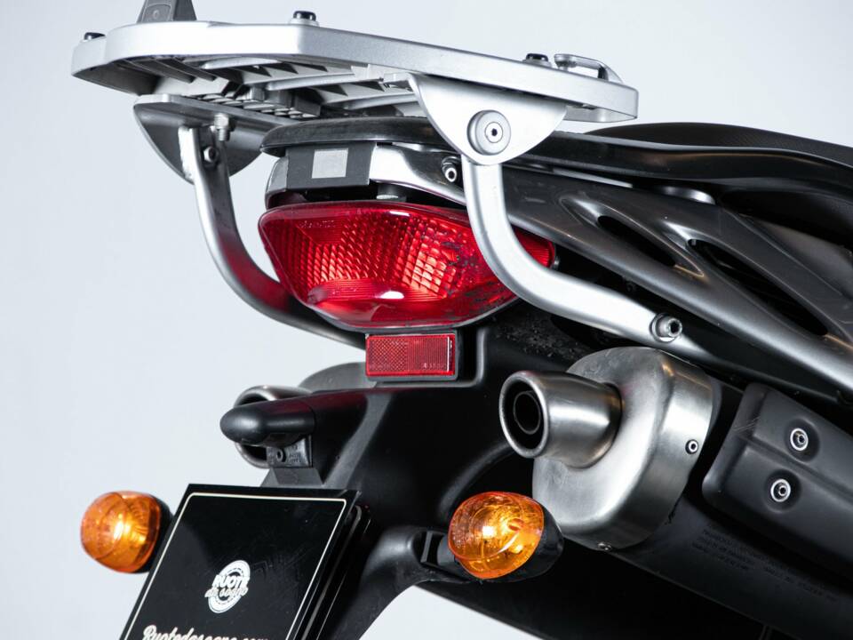 Immagine 38/50 di Aprilia DUMMY (2004)
