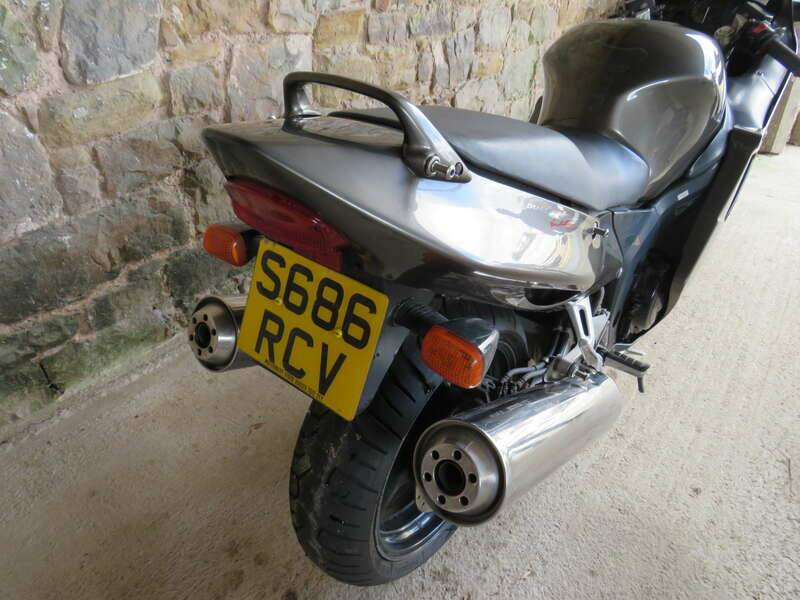 Bild 35/37 von Honda DUMMY (1998)