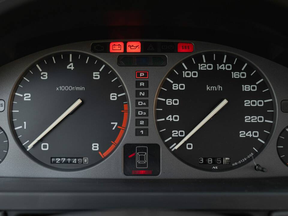 Bild 46/50 von Honda Legend (1992)