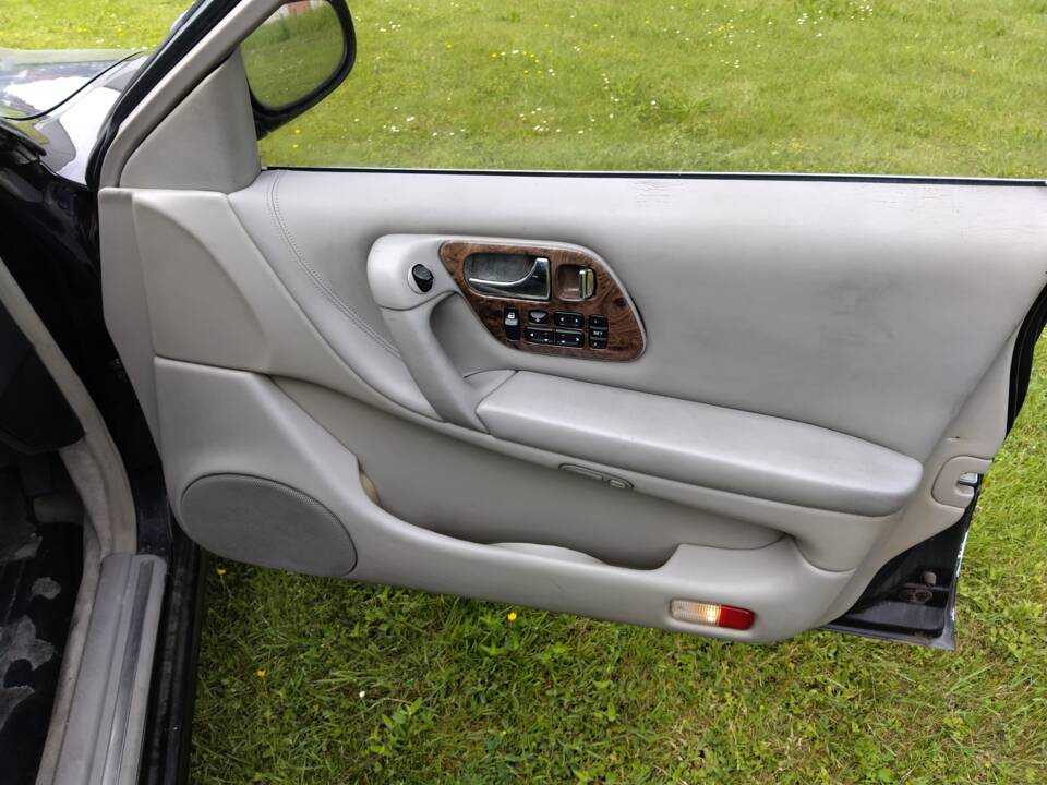 Immagine 15/76 di Infiniti Q45 (1994)