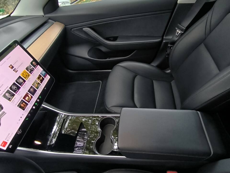 Immagine 12/38 di Tesla Model 3 Long Range (2019)