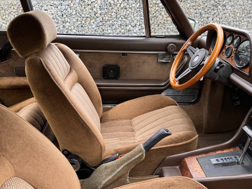 Bild 31/35 von Peugeot 504 Coupé (1983)