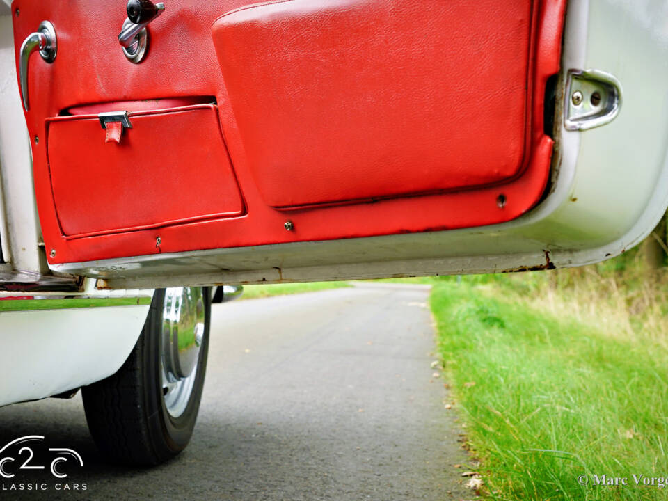 Image 53/55 de Alfa Romeo 2000 Spider (1959)