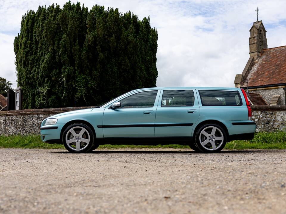 Image 50/50 de Volvo V70 R AWD (2003)