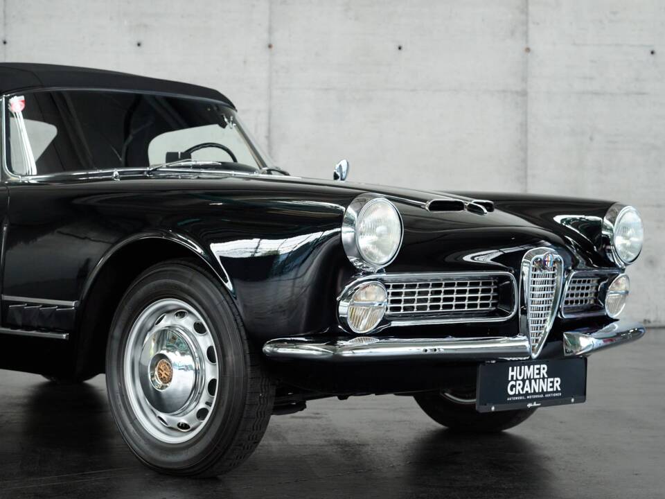 Image 5/50 of Alfa Romeo 2000 Spider (1959)