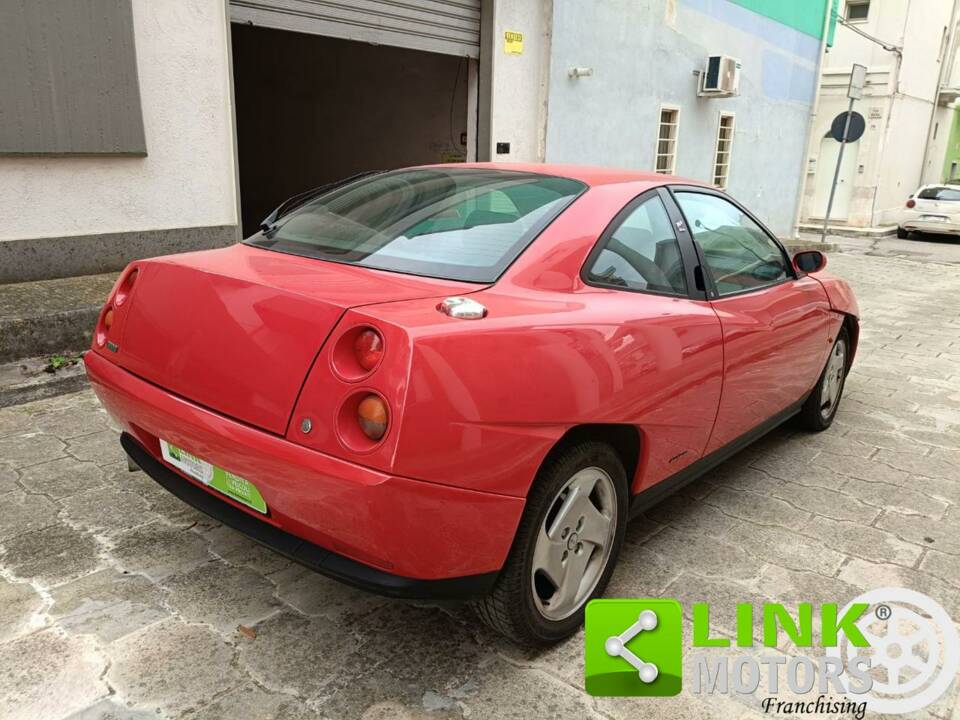 Immagine 5/10 di FIAT Coupé 2.0 16V Turbo (1994)