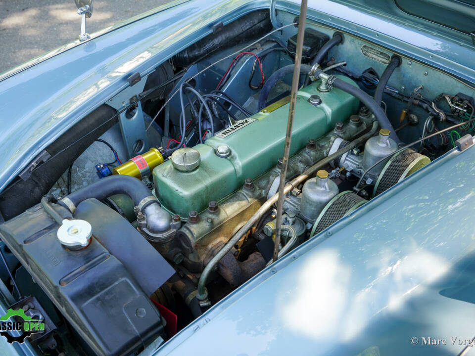 Image 20/51 of Austin-Healey 100&#x2F;6 (BN4) (1958)