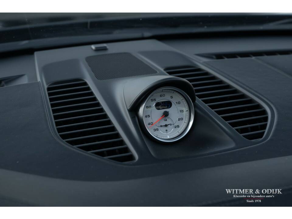 Image 26/34 of Porsche 911 Turbo S (2015)