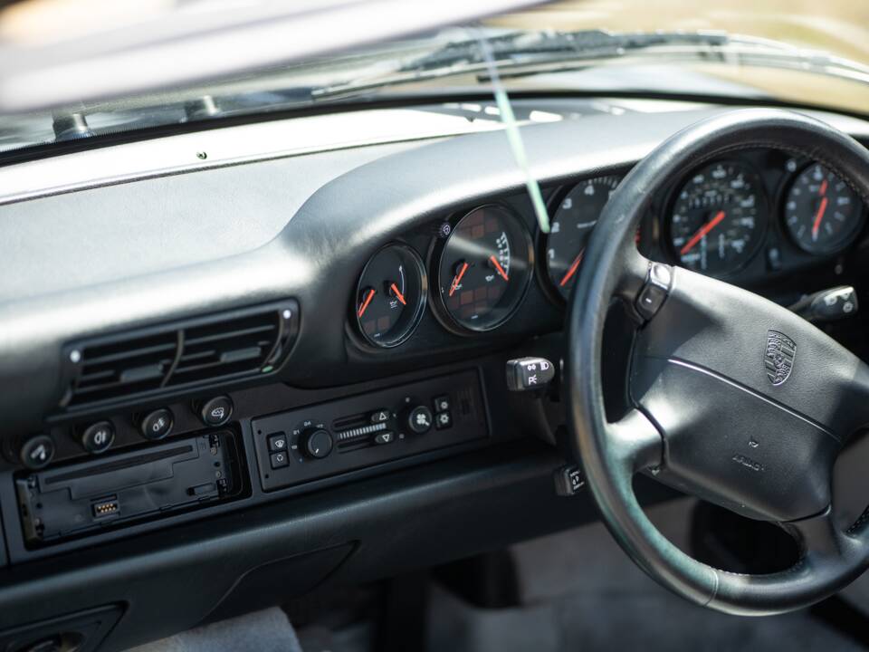 Afbeelding 45/50 van Porsche 911 Carrera (1995)