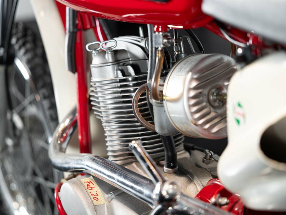 Bild 16/36 von Moto Morini DUMMY (1969)