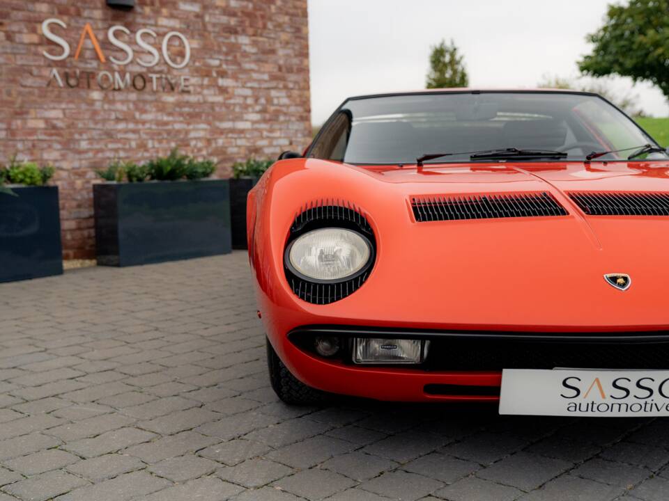 Bild 4/85 von Lamborghini Miura P 400 (1967)