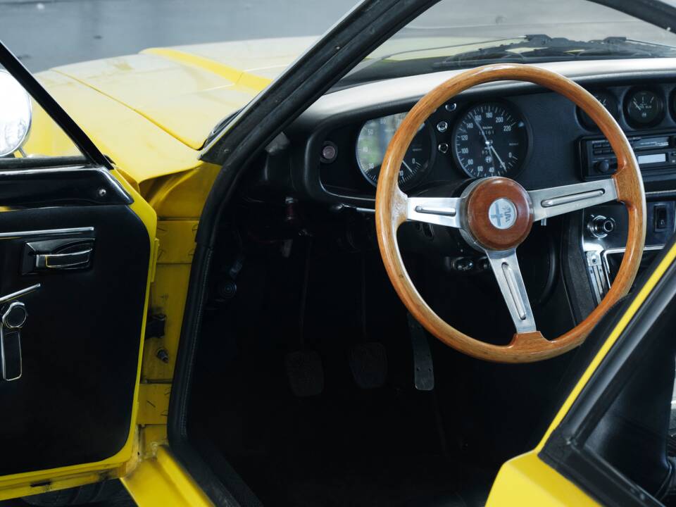 Image 37/50 of Alfa Romeo Junior Zagato GT 1600 (1974)