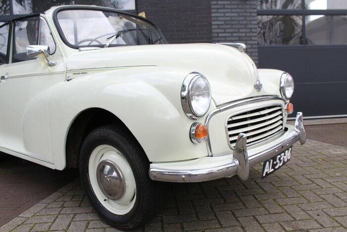 Immagine 7/7 di Morris Minor 1000 (1968)