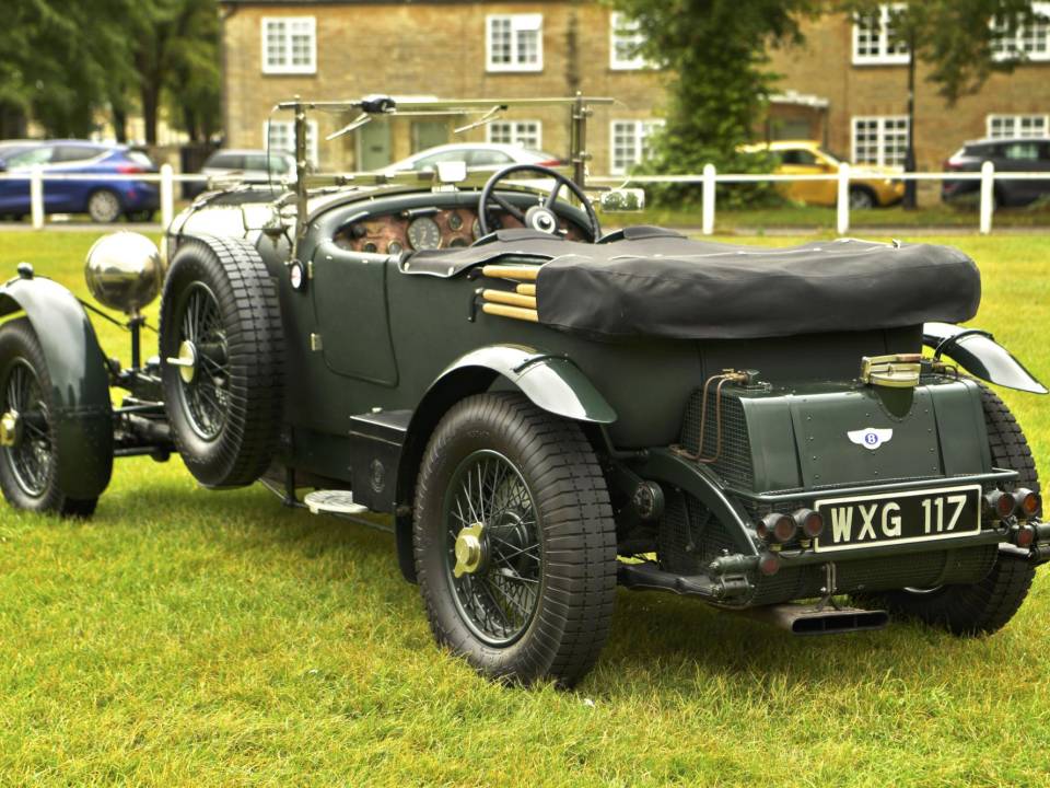 Image 8/50 de Bentley Mk VI Straight Eight B81 Special (1934)