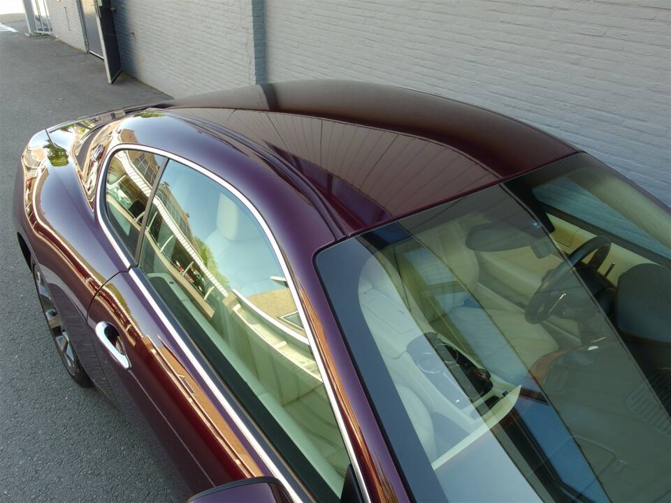 Image 35/98 of Maserati GranTurismo 4.2 (2008)