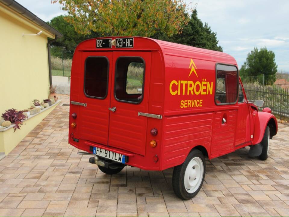 Bild 9/42 von Citroën AK 350 (1978)