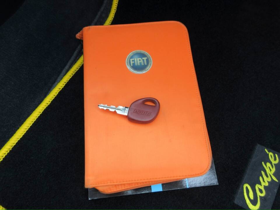 Bild 39/43 von FIAT Coupé 2.0 20V Turbo (1997)