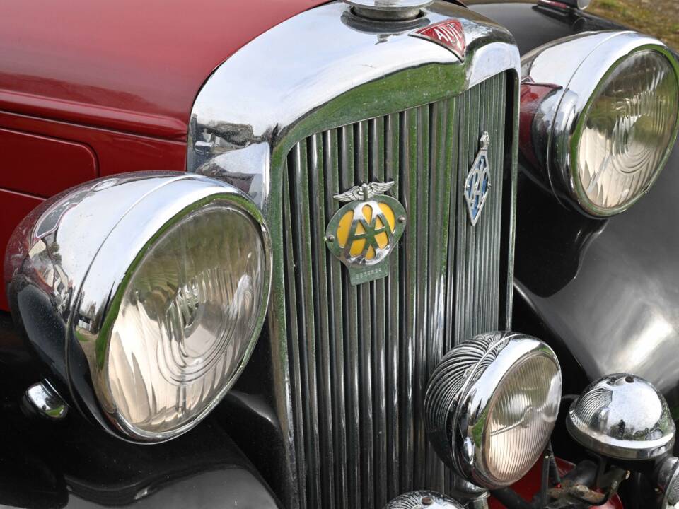 Immagine 25/50 di Alvis TA 14 Duncan Sports (1948)