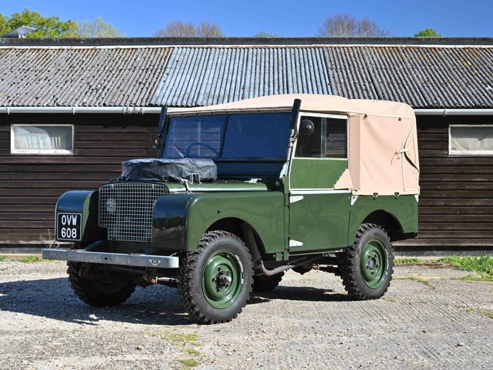 Image 21/50 of Land Rover 80 (1949)