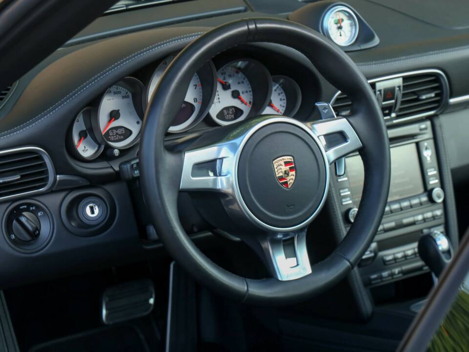 Bild 13/50 von Porsche 911 Turbo (2010)