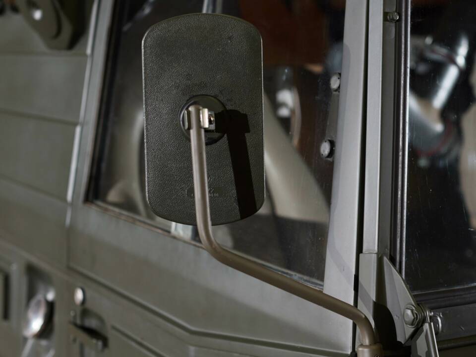 Image 66/68 of Steyr-Puch Pinzgauer 710 K (1973)