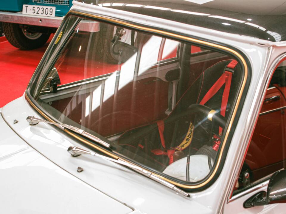 Bild 30/36 von Austin Mini Cooper S 1275 (1971)