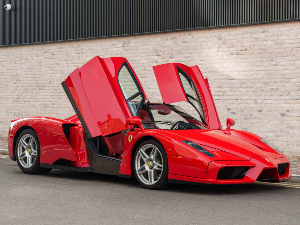 Bild 3/29 von Ferrari Enzo Ferrari (2002)