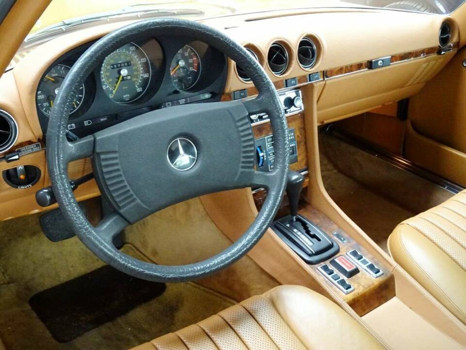 Image 5/10 de Mercedes-Benz 450 SLC (1977)