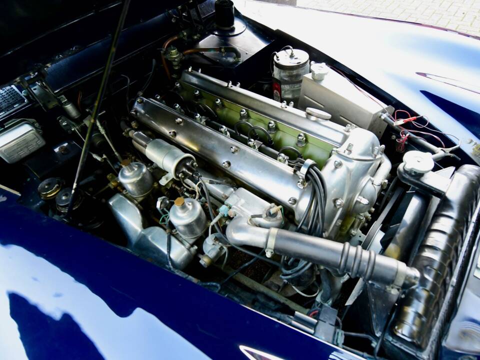 Image 26/50 of Jaguar XK 150 FHC (1959)